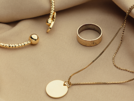 Is Anti-Tarnish Jewelry Better Than Gold Jewelry in Present Days?