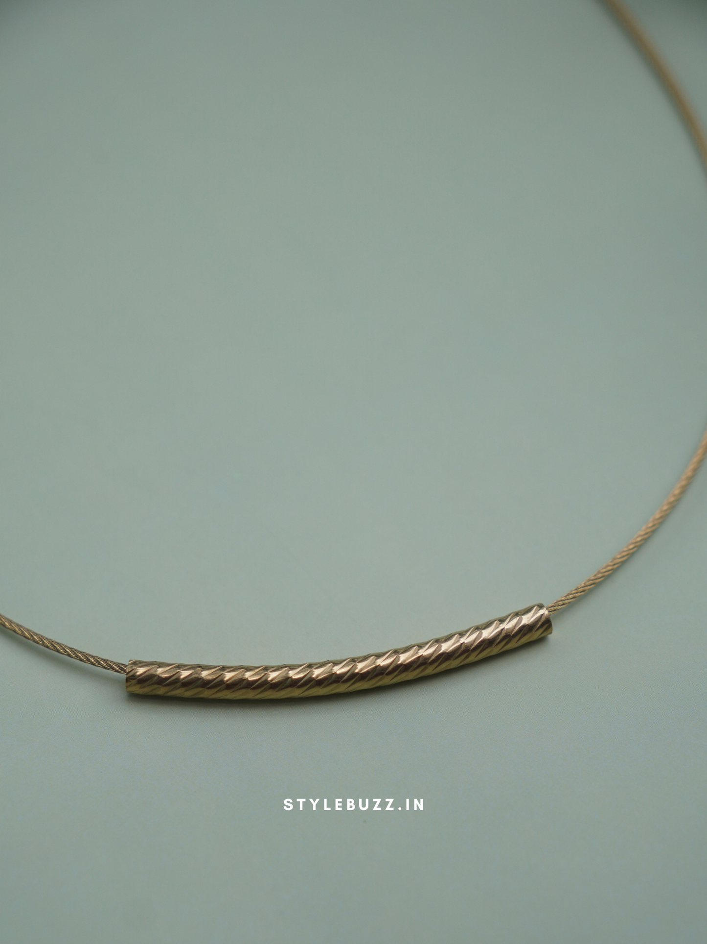 Anti tarnish waterproof wire chain with pipe design pendant
