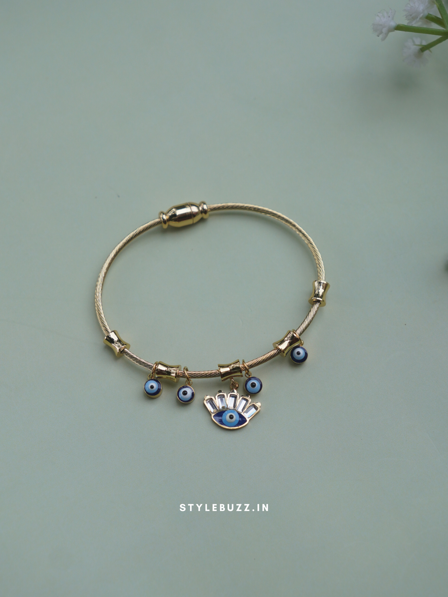 Anti tarnish waterproof Evil Eye lock system bracelet