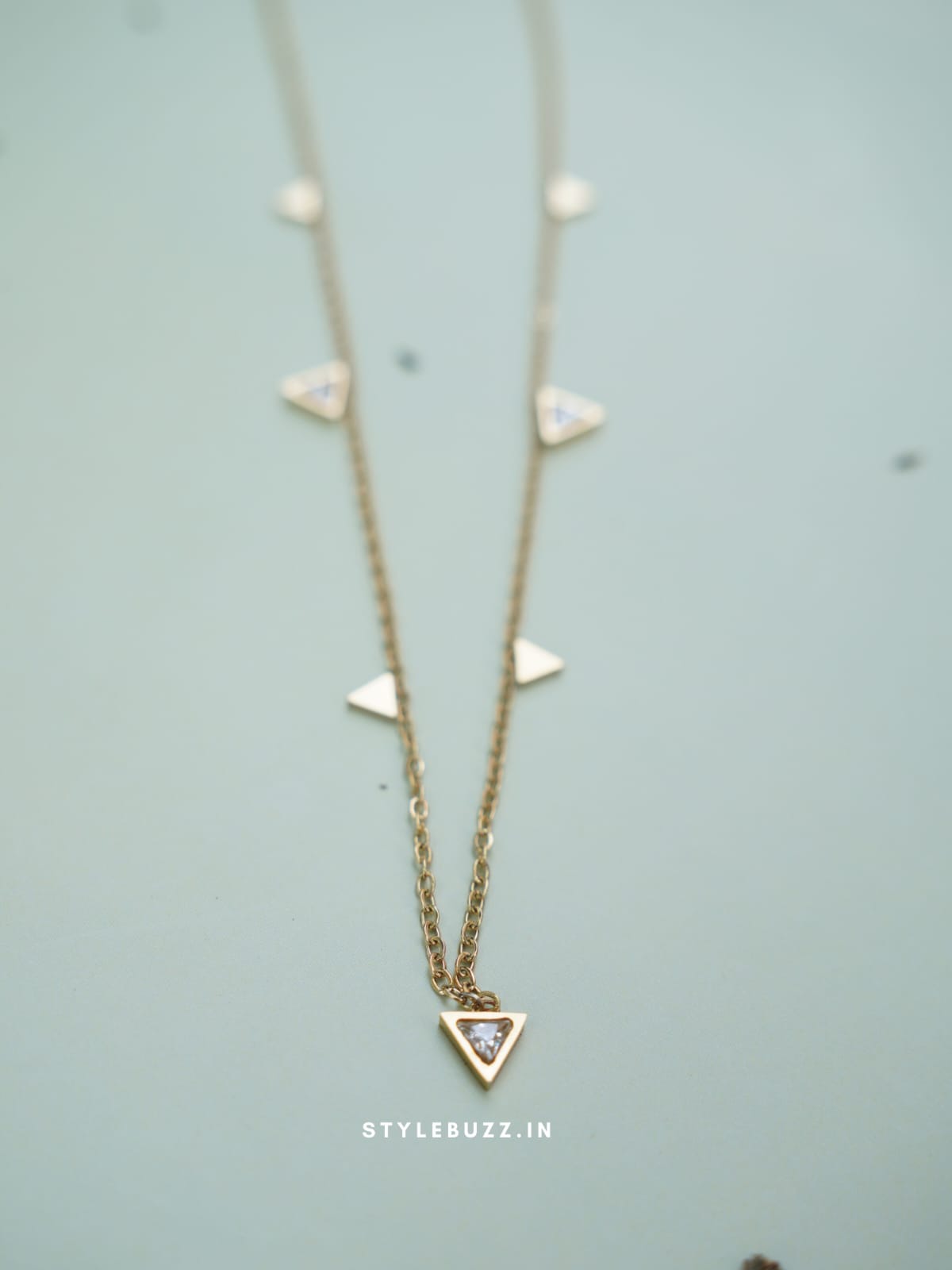 Anti Tarnish Attractive Designed Necklace With Triangle Pendent