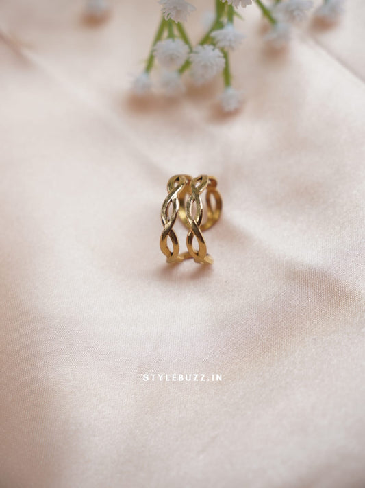 Anti Tarnish Gold Toned Classy Designed Finger Ring For Woman