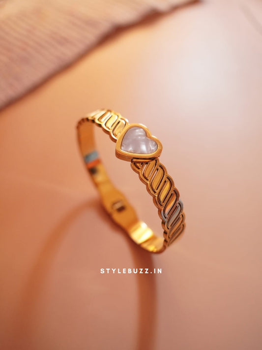 Anti Tarnish Mop Hearted Trendy Bracelet