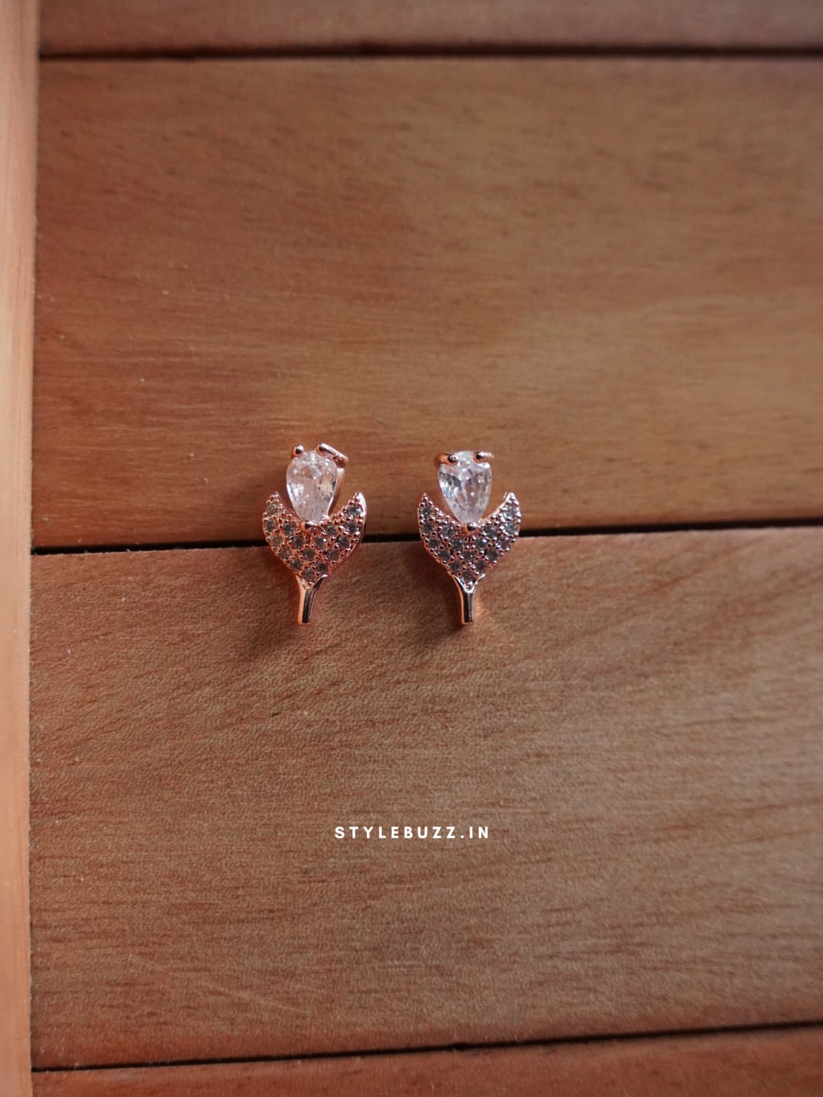 Anti Tarnish Rose Gold Tone Fashionable Stud