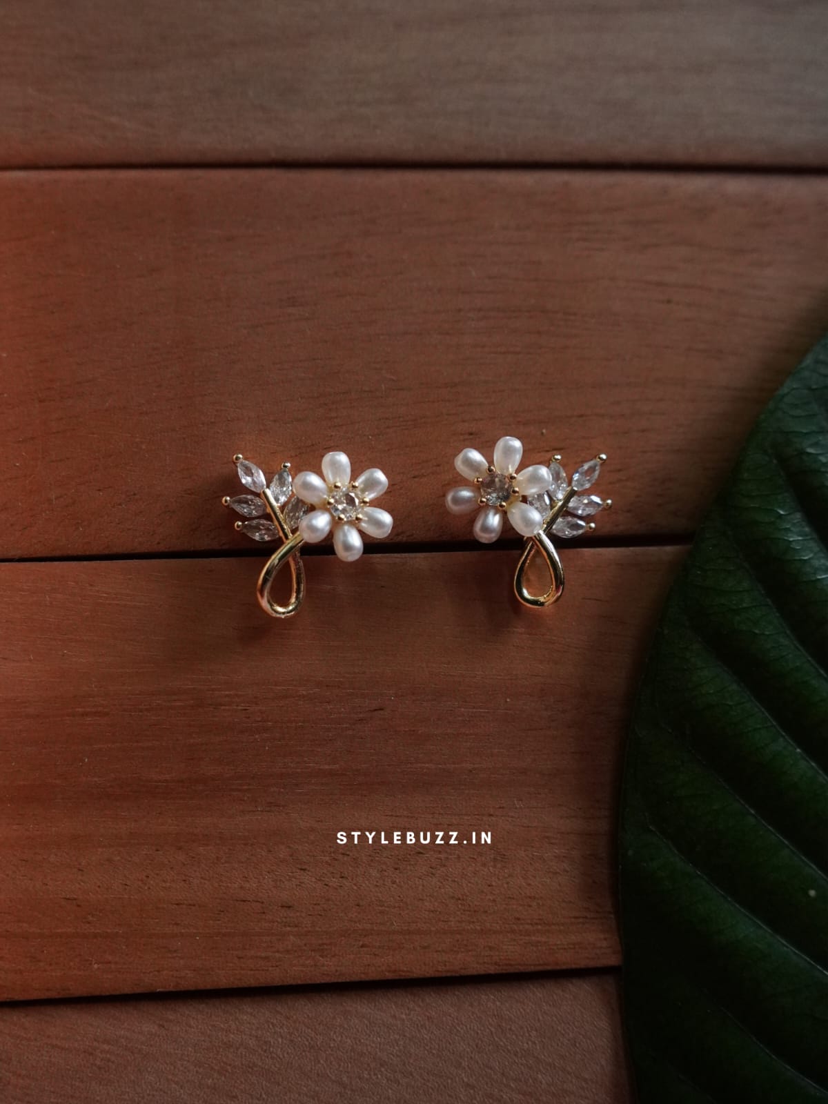 Anti Tarnish Rose Gold Tone Floral Shaped Earrings