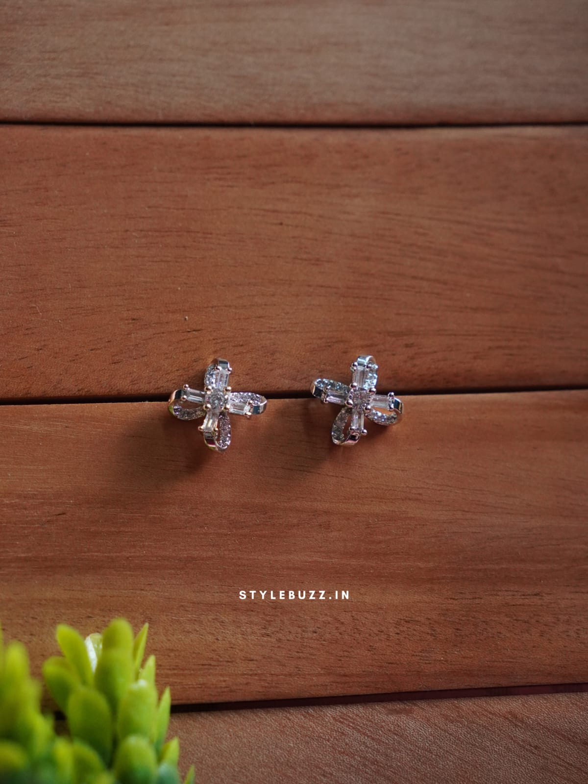 Anti Tarnish Silver Tone Flower Designed Earrings