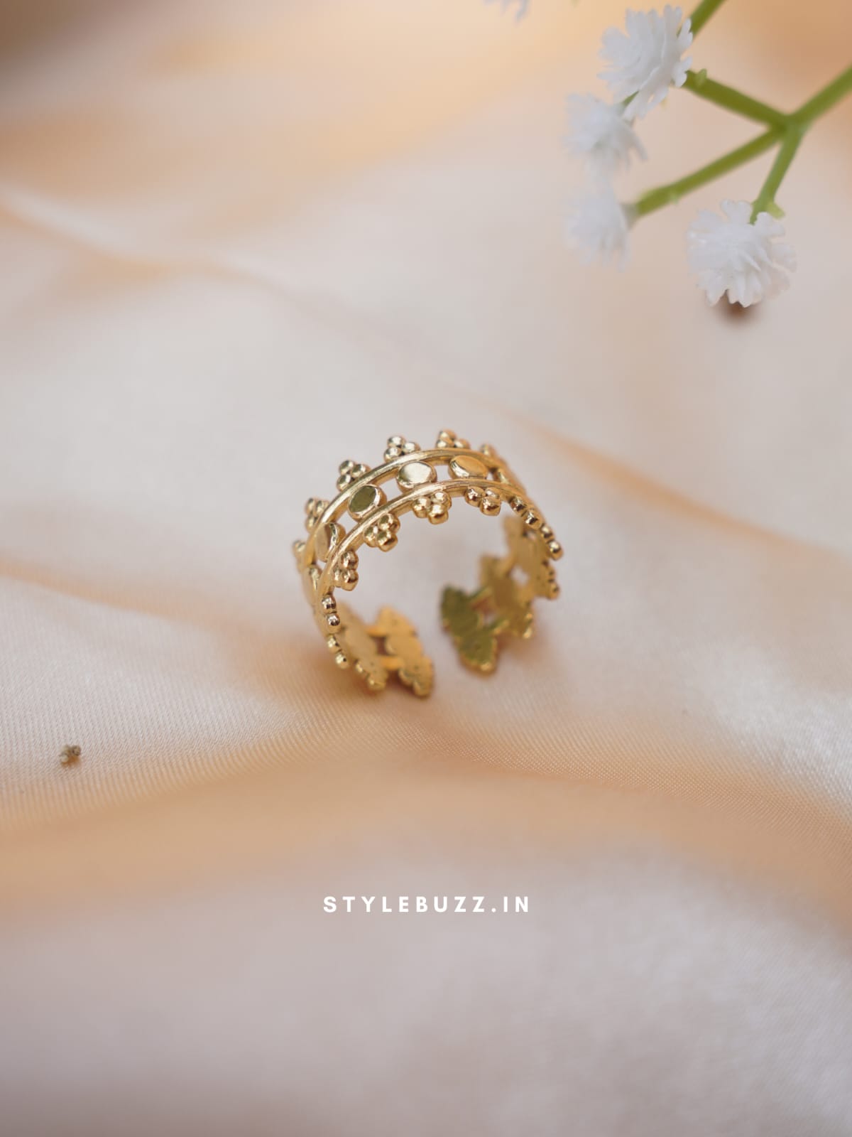 Anti Tarnish Trendy Gold Toned Finger Ring