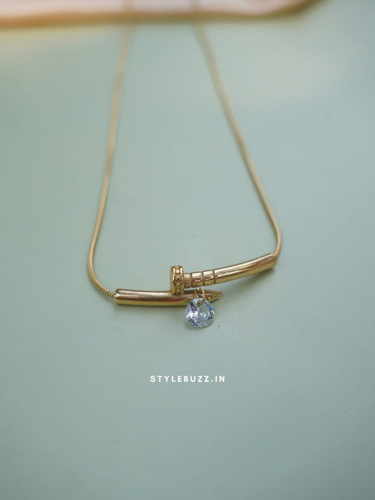 Anti Tarnish Gold Tone Unique Styled Stoned Necklace