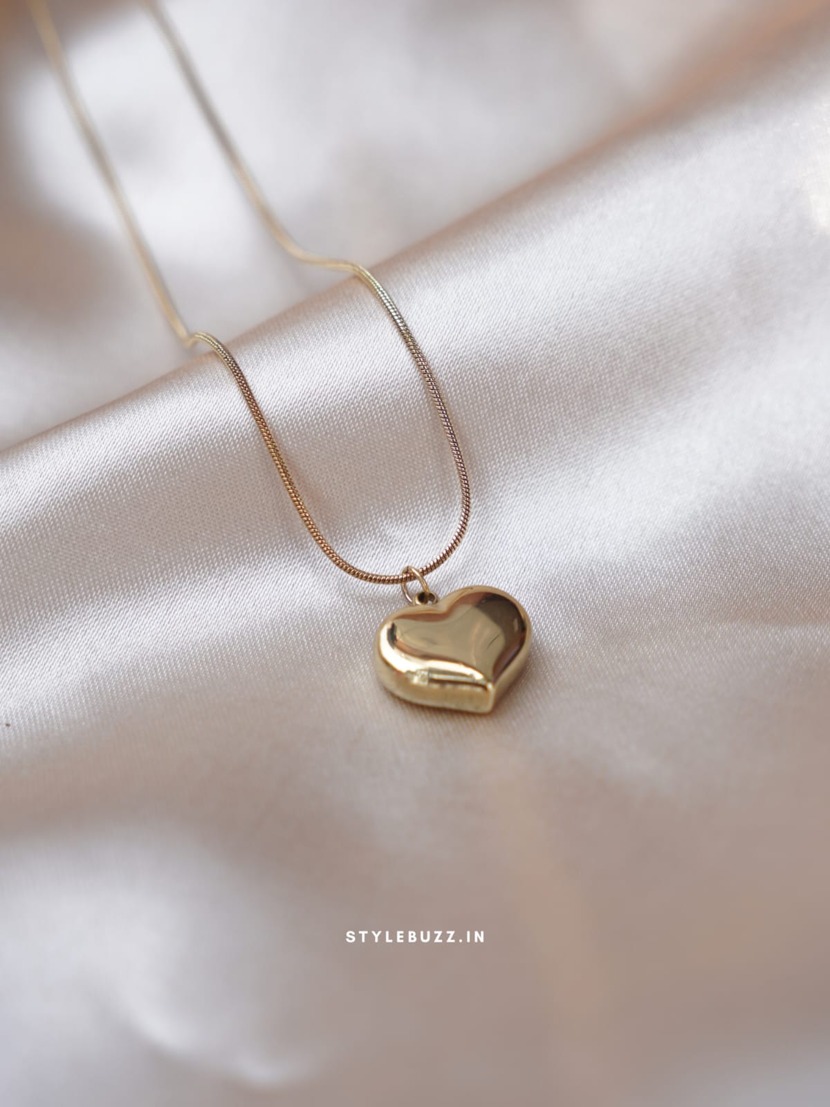 Anti Tarnish Heart Shaped Fancy Necklace