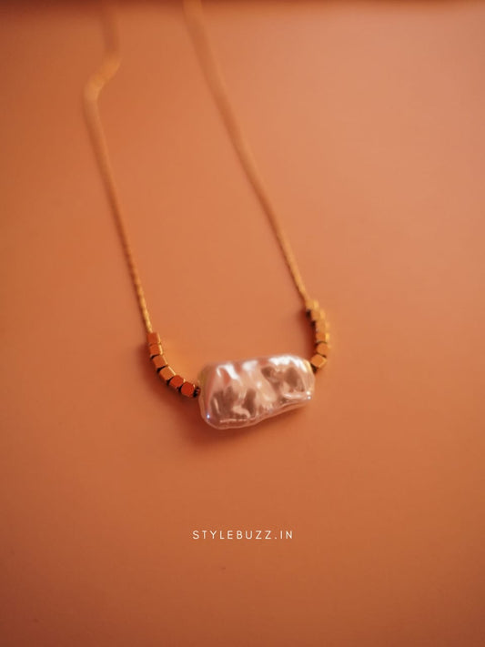 Anti Tarnish MOP Designed Necklace For Woman