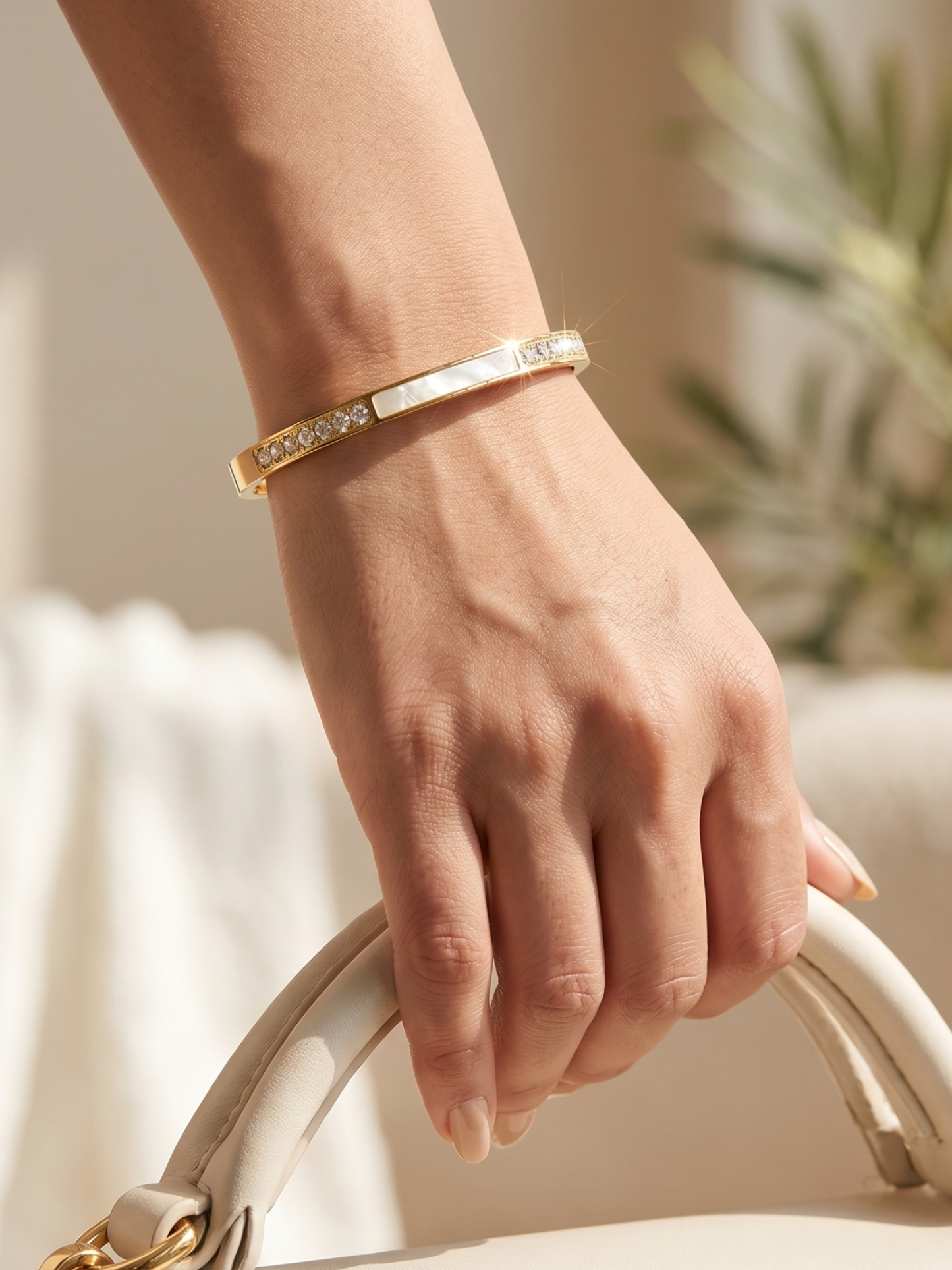 Anti Tarnish Premium Stylish MOP Stone Bangle