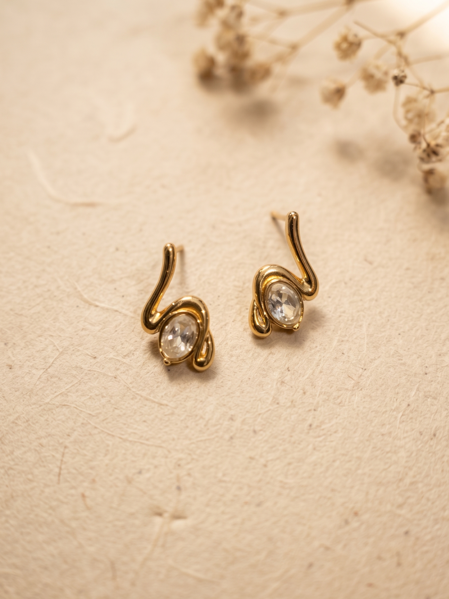 Waterproof daily wear small stone stud