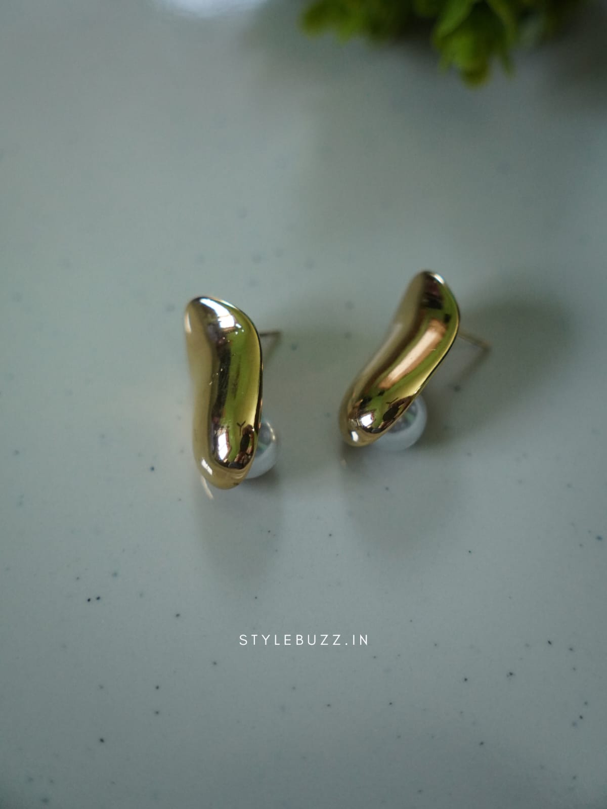 Anti Tarnish Elegant Earrings With Vintage Pearl