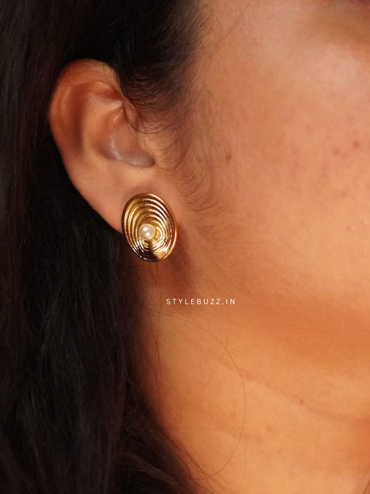 Anti Tarnish Pretty Hoop Earrings With Pearl