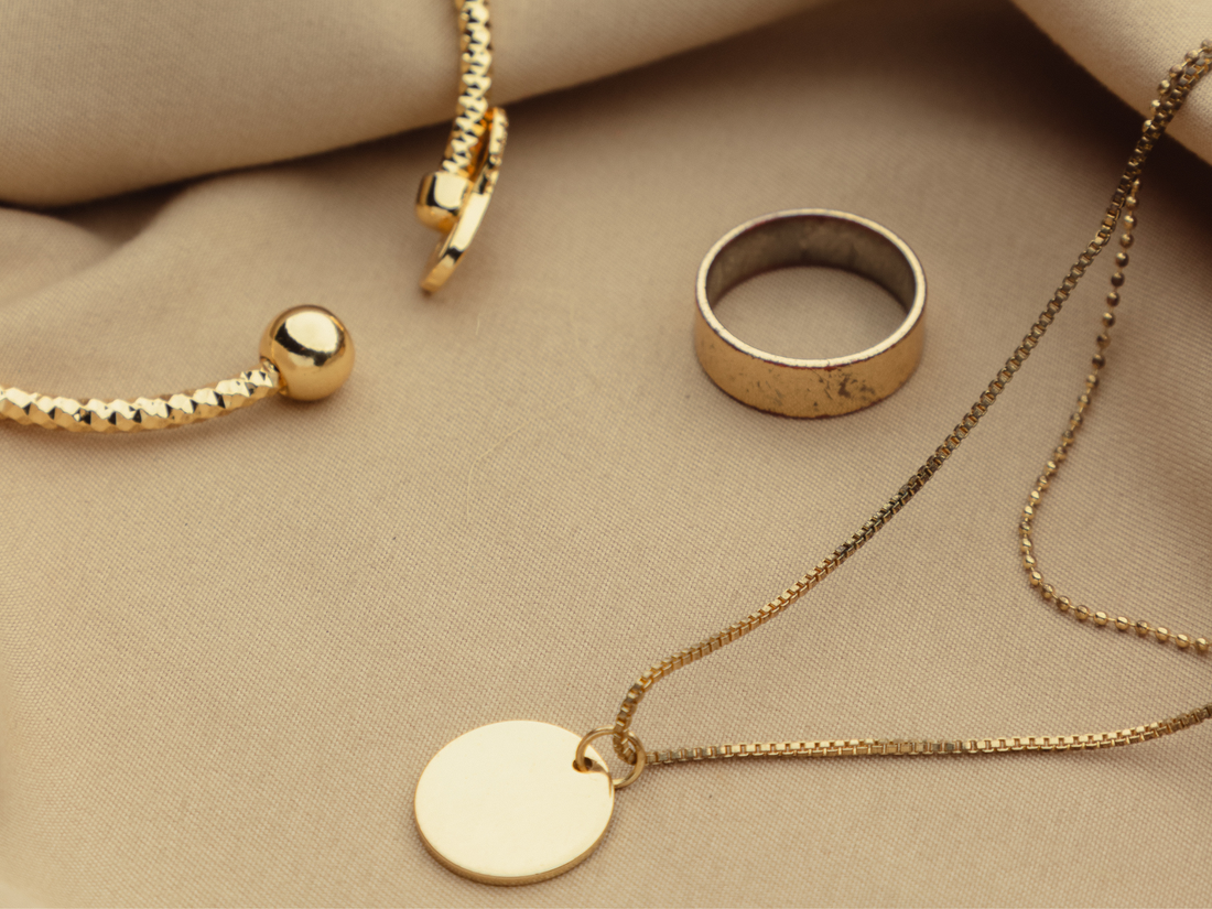 Is Anti-Tarnish Jewelry Better Than Gold Jewelry in Present Days?