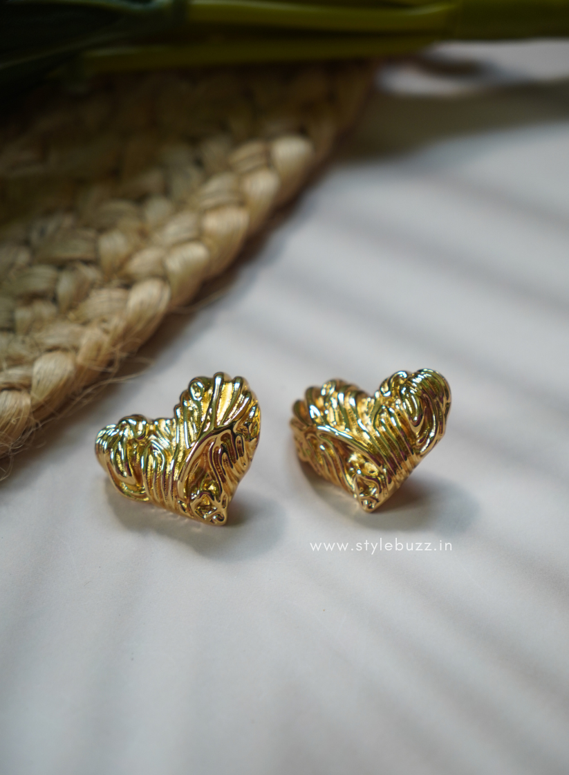 Anti Tarnish Heart Shaped Water Proof Ear Stud