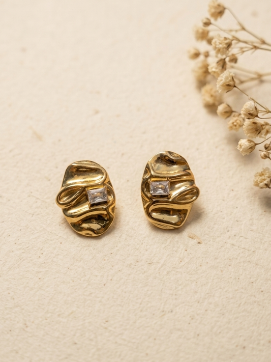 Anti tarnish statement stud with white stone