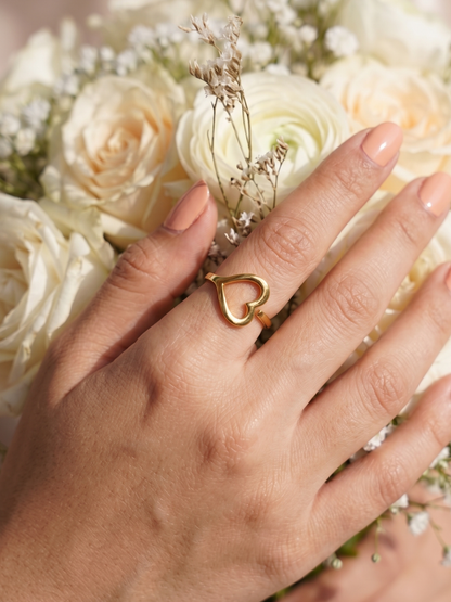Anti Tarnish Gold Tone Heart Designed Finger Ring