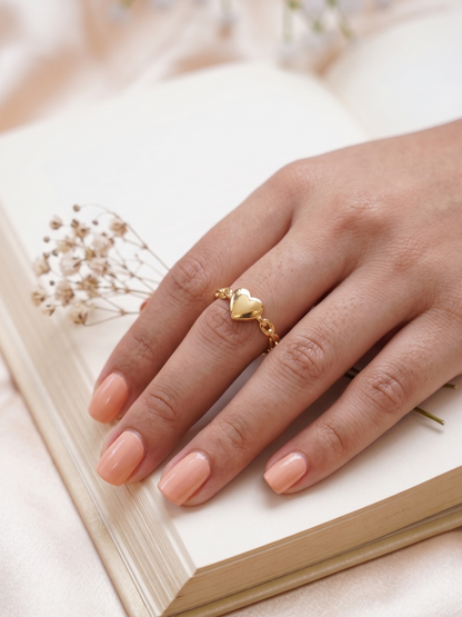 Anti Tarnish Heart Designed Finger Ring