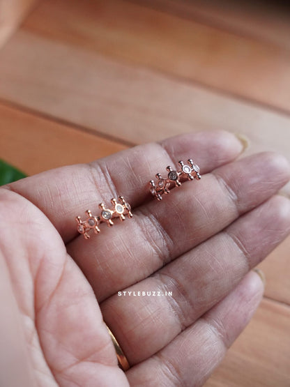 Anti Tarnish Rose Gold Tone Ring Designed Earrings