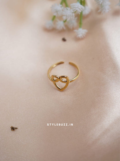 Anti Tarnish Stylish Heart Designed Finger Ring