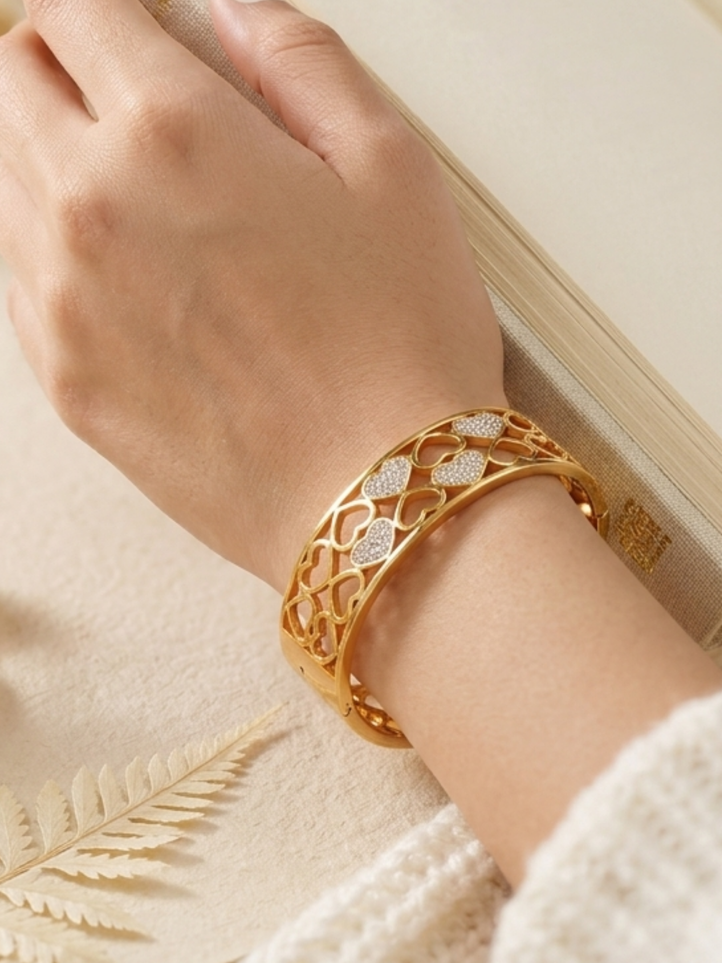 Anti Tarnish Heart Shaped Nice Bangle