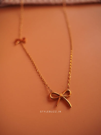 Anti Tarnish Bow Designed Elegant Necklace