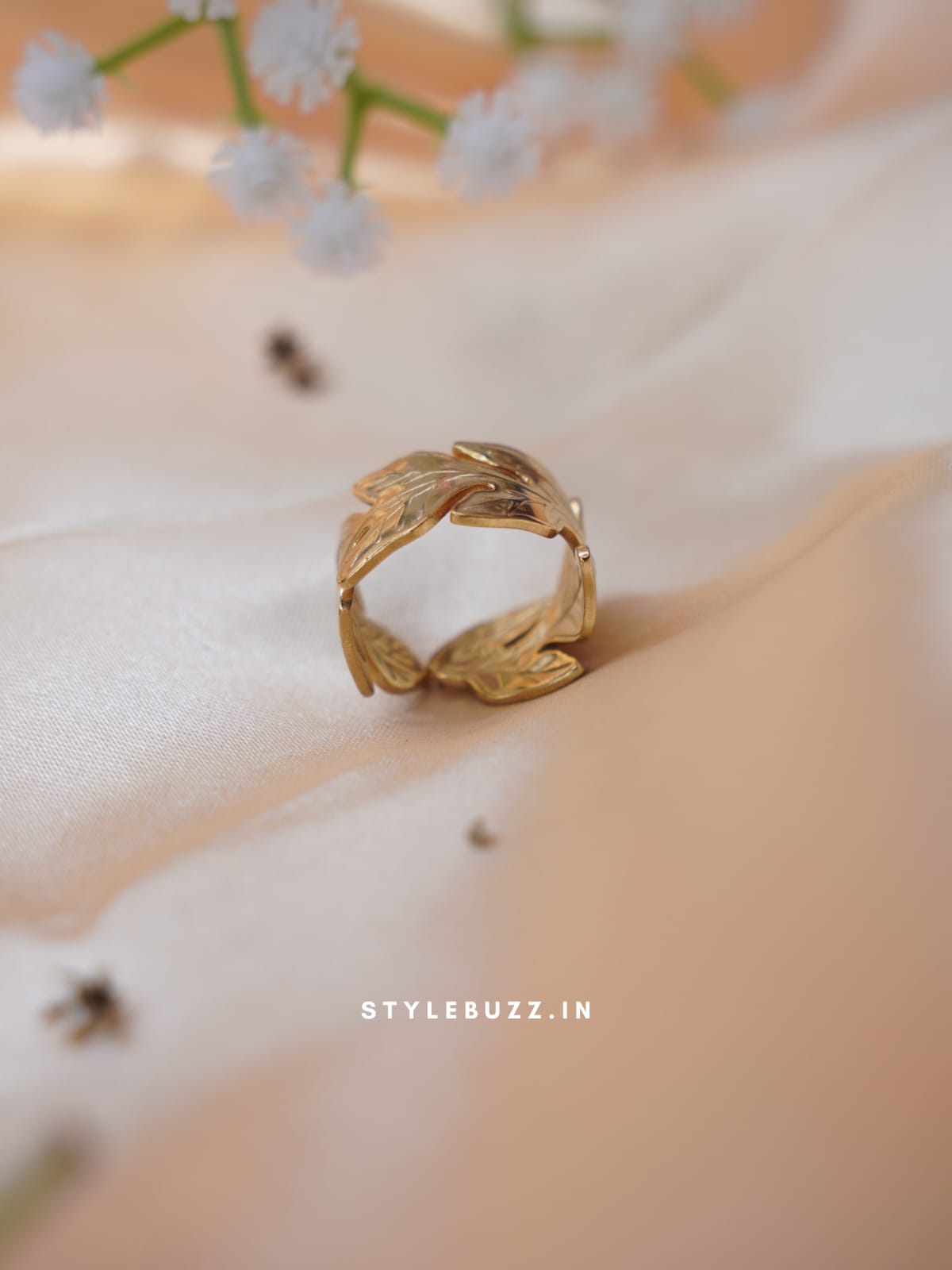 Anti Tarnish Elegant Designed Finger Ring