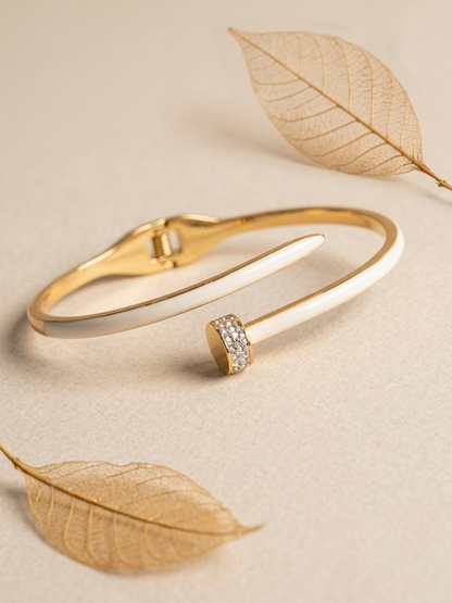 Anti Tarnish Premium Quality Classy Bangle