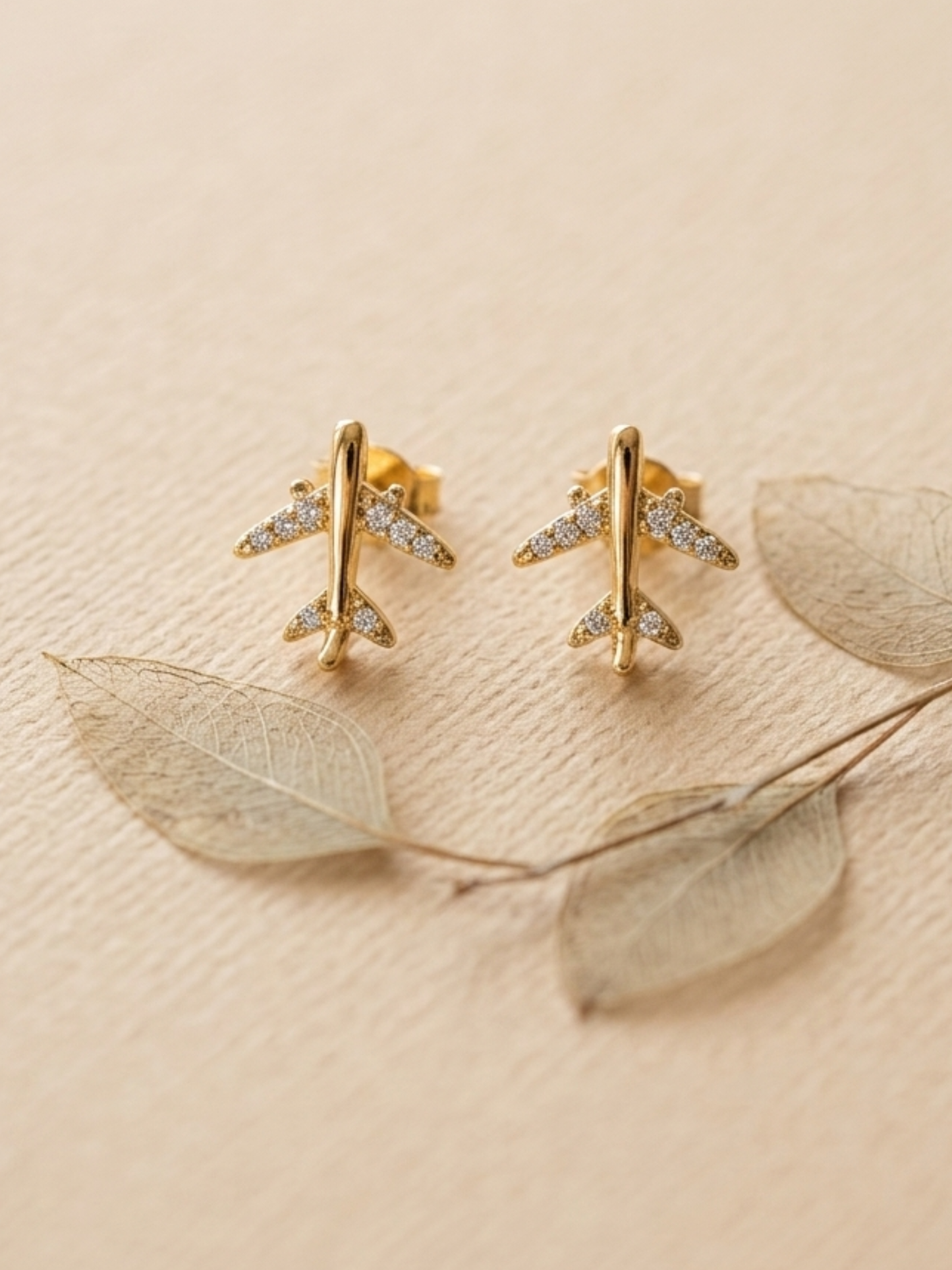 Anti tarnish Airplane small stud