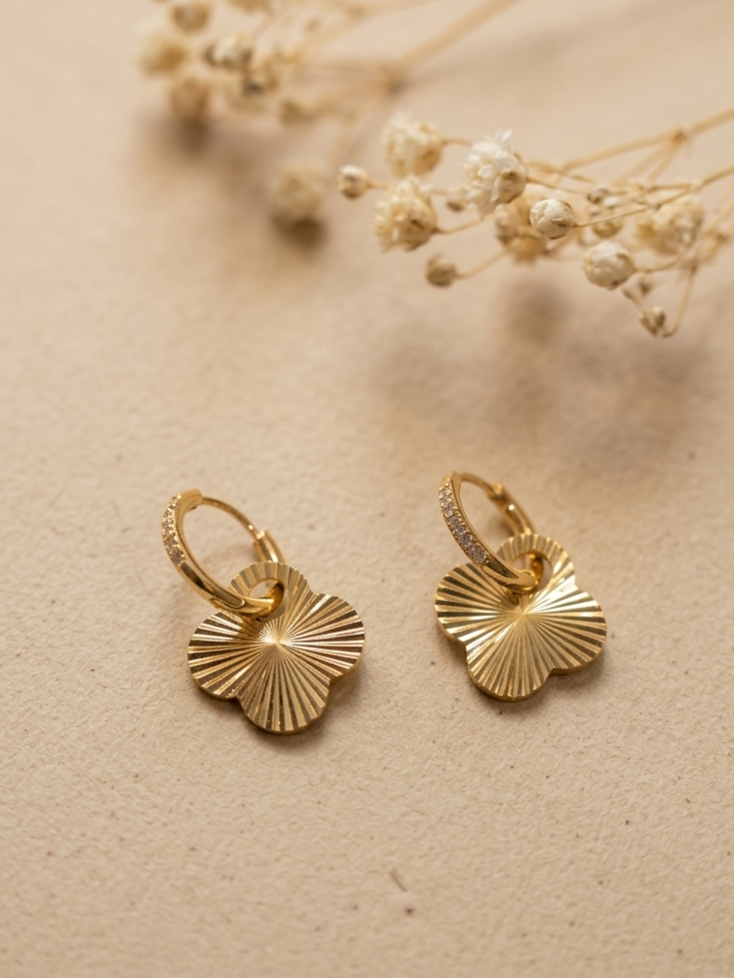 Anti tarnish daily wear leaf charm hoops