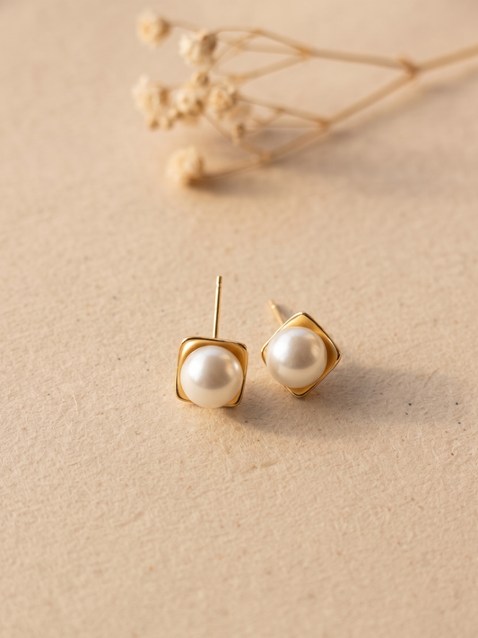Daily wear waterproof small pearl stud