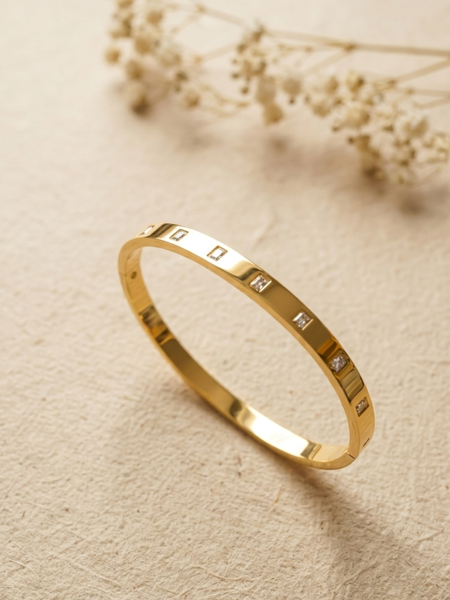 Everyday wear sleek kada with stone