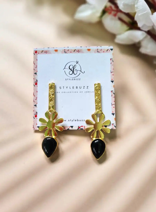 Golden Brass Pretty Black Stone Flower Earrings