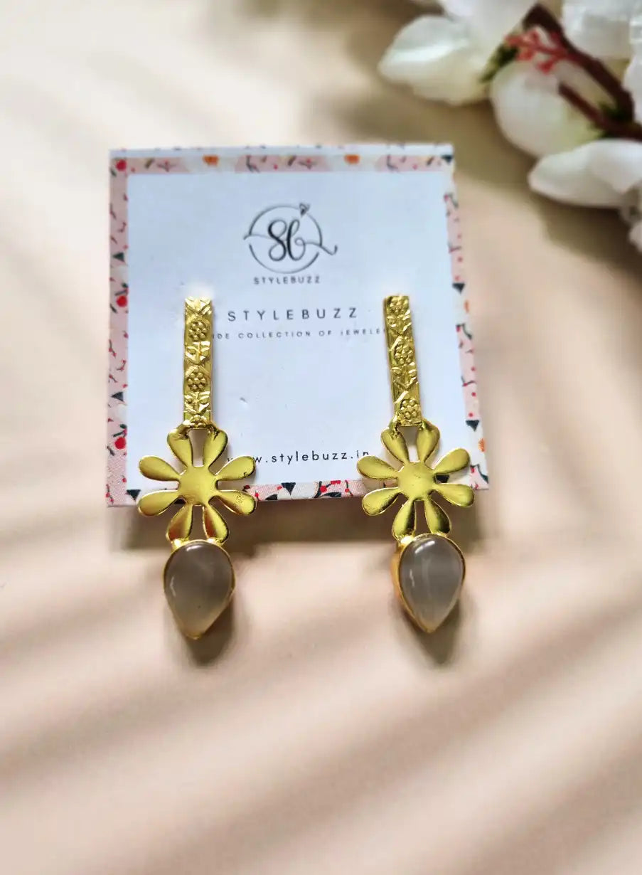 Golden Brass Pretty Grey Stone Flower Earrings