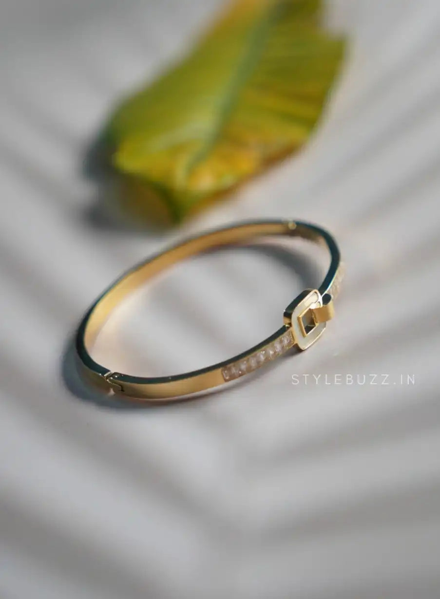 Anti Tarnish Premium MOP Stone Bangle