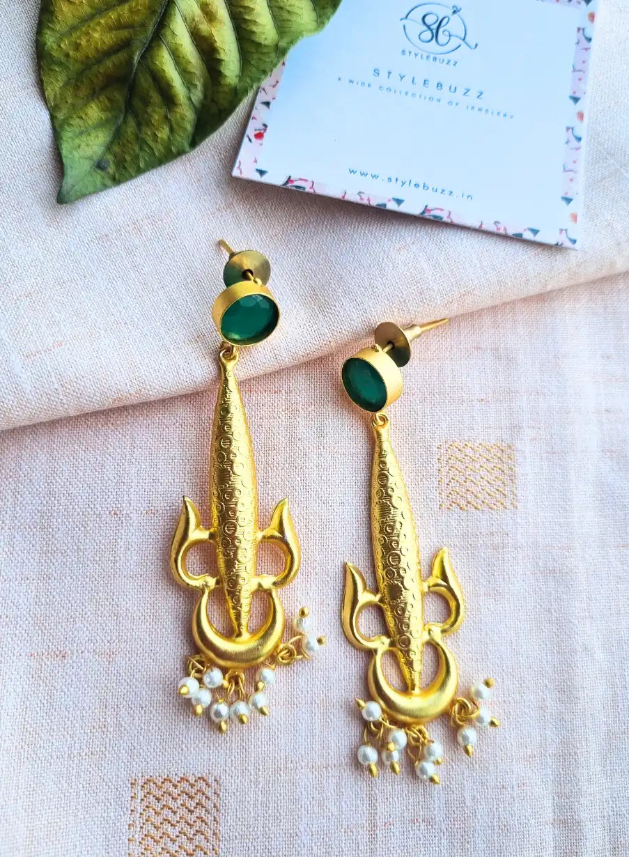 Eye-Catchy Golden Brass Long Earrings with Green Monalisha Stone