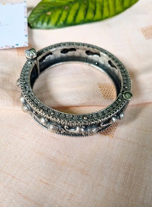 Oxidized Gorgeous Premium Bangle