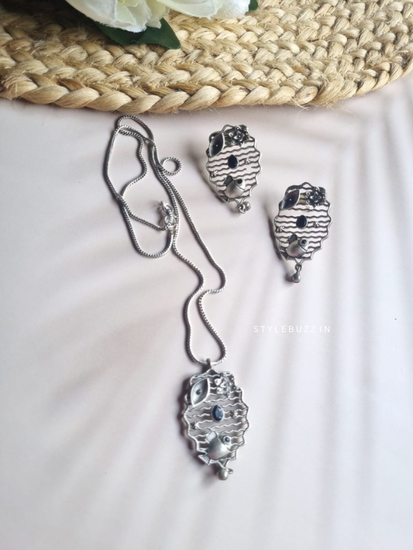 Silver Replica Chain With Blue Stoned Pendent And Earrings