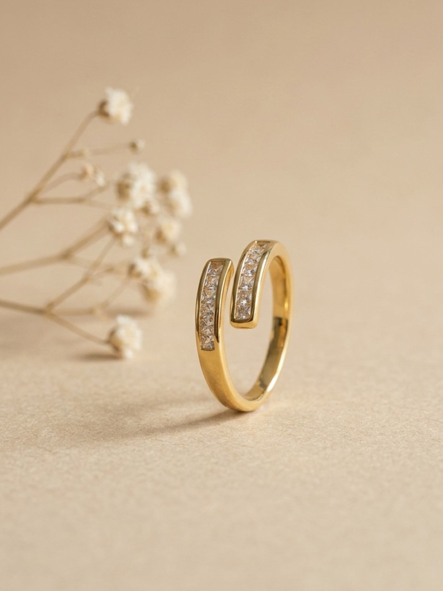 Waterproof adjustable Parallel ring with AD stones