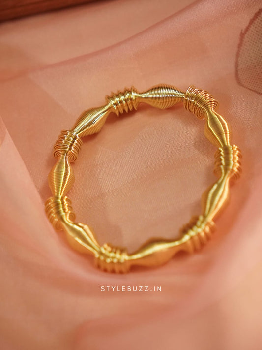 Anti Tarnish Coil Spring Bracelet