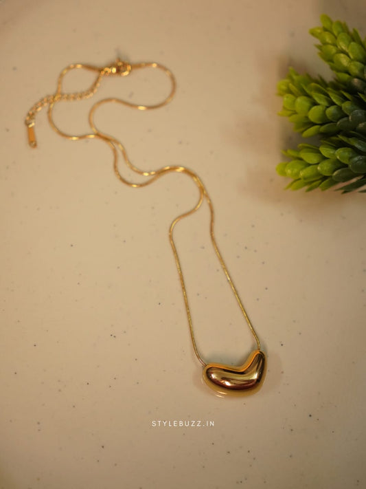 Anti Tarnish Gold Toned Puffy Hearted Necklace