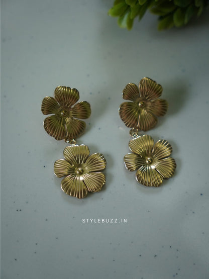 Anti Tarnish Sweet Flower Designed Earrings