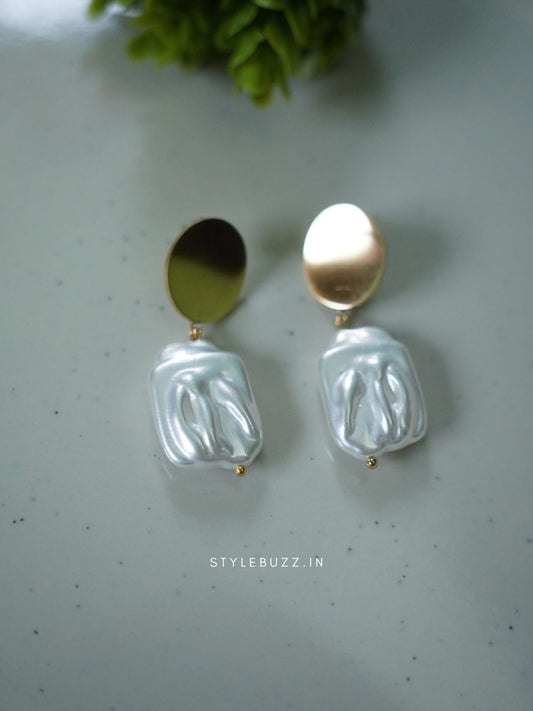 Anti Tarnish Gold Toned Molten Pearl Earrings