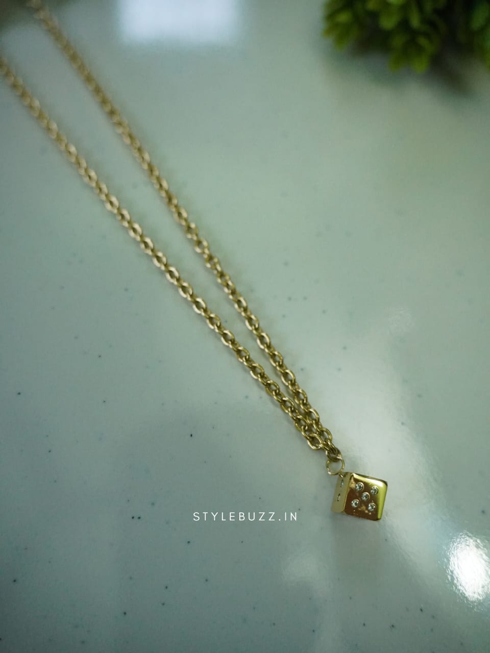 Anti Tarnish Necklace With Antique Cube Shaped Pendent With Vintage Stone