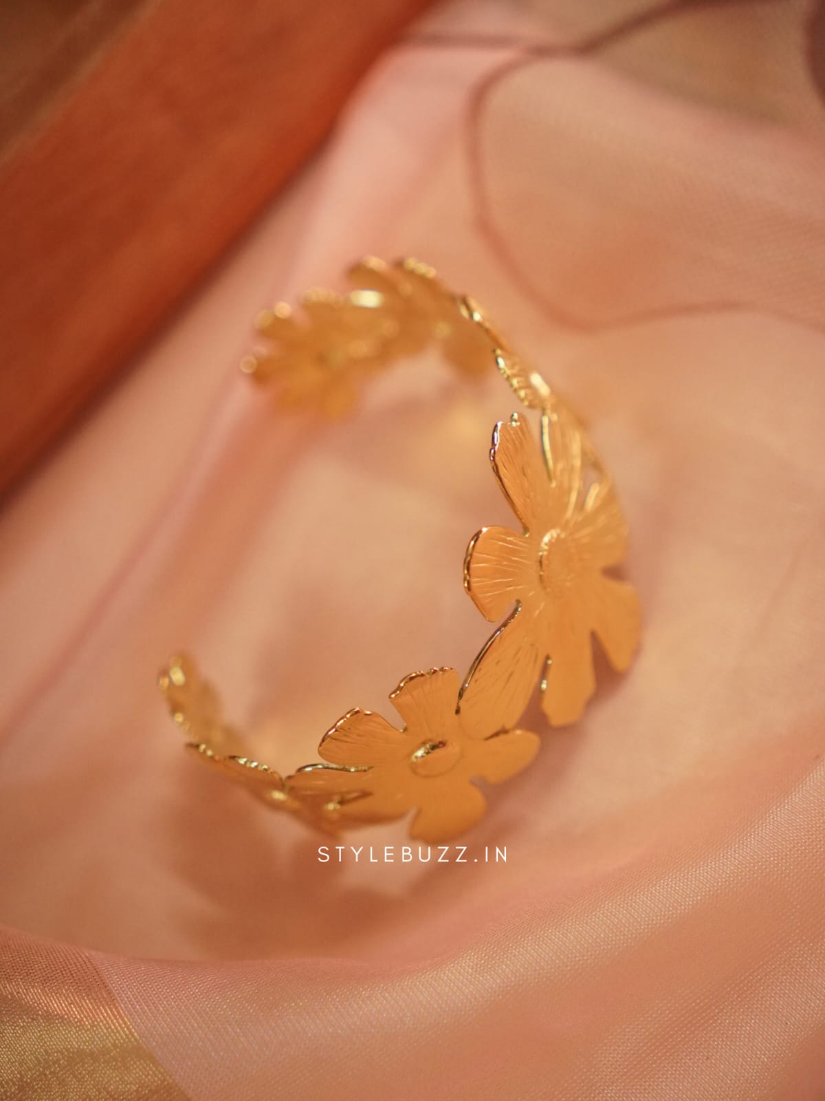 Anti Tarnish Flower Designed Trendy Bangle