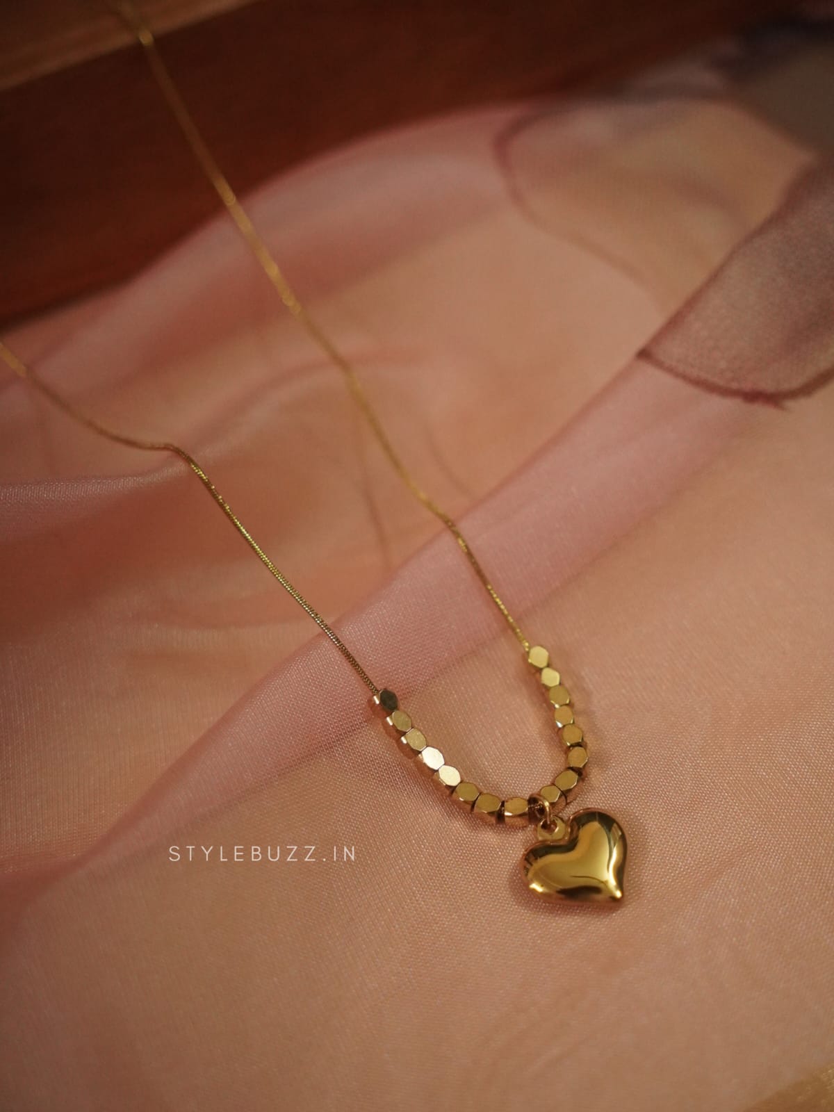 Anti Tarnish Vintage Heart Pendent Chain