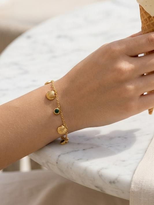 anti-tarnish chain bracelet with sea shell