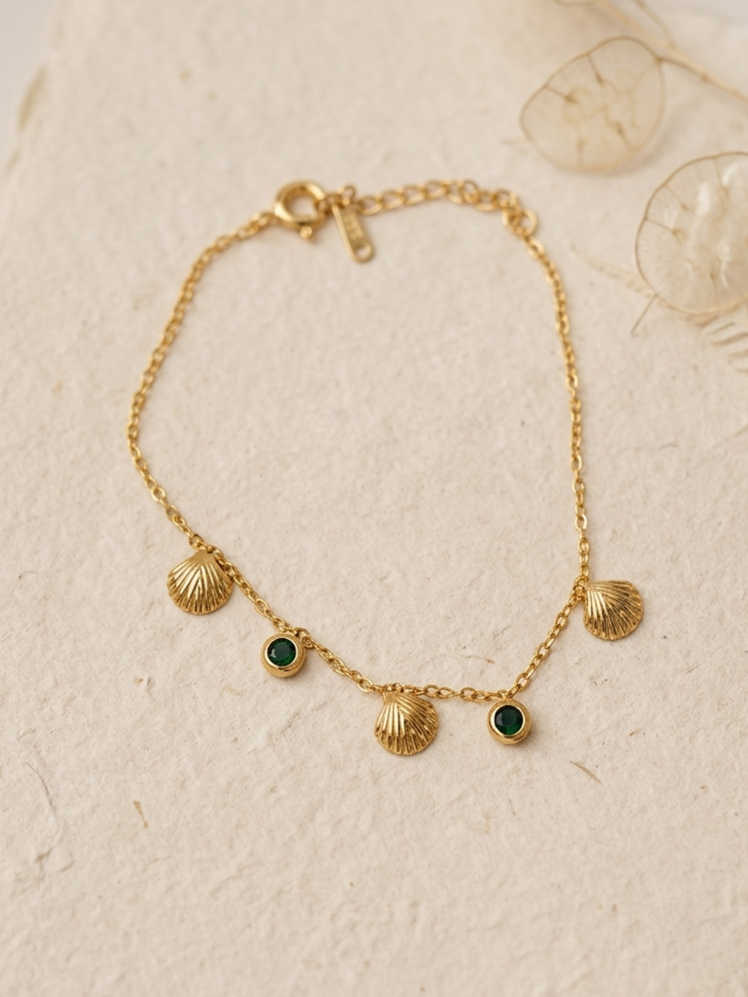 anti tarnish chain bracelet with sea shell