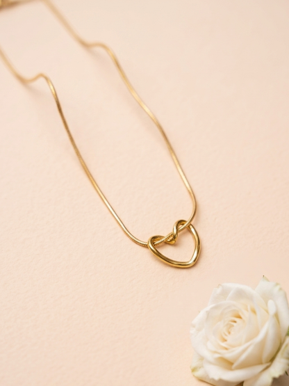 Anti Tarnish Trendy Hollow Heart Designed Necklace