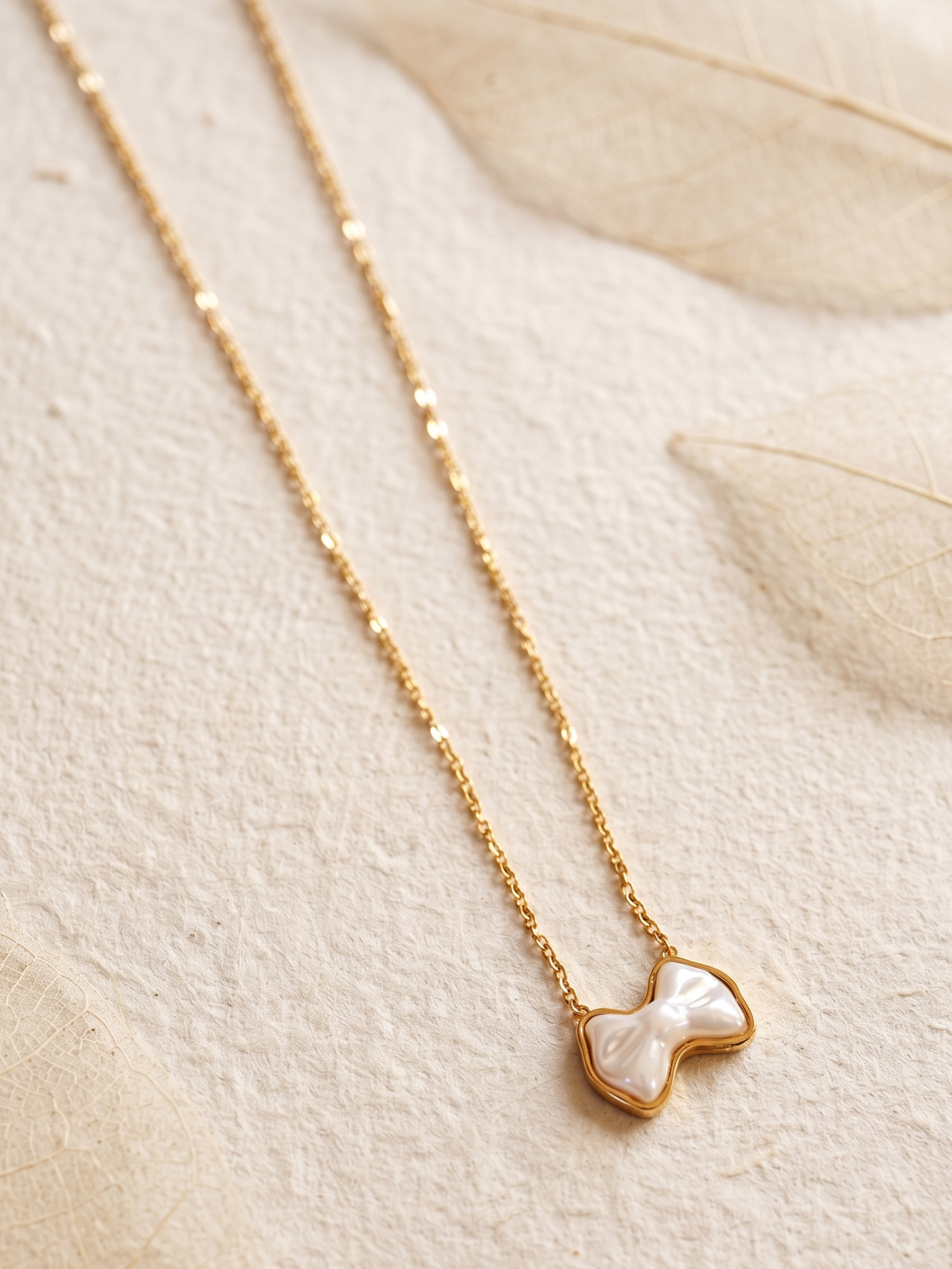 anti tarnish necklace with a unique pendant